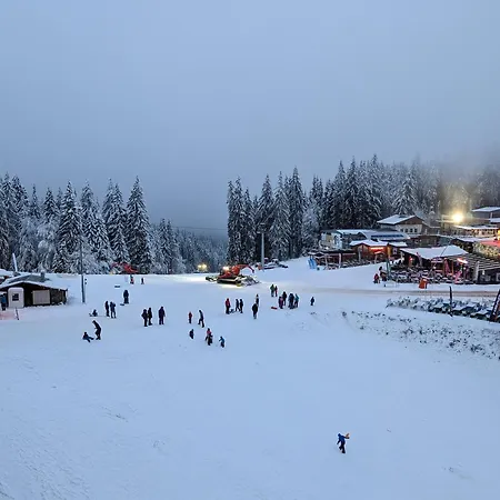 Pine & Wine Bathtub Apartmán