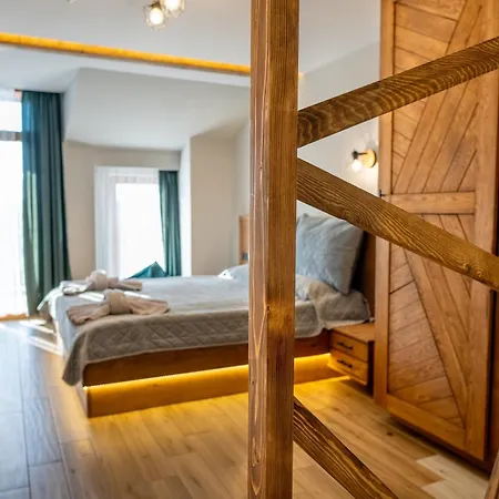 Appartement Pine & Wine Bathtub